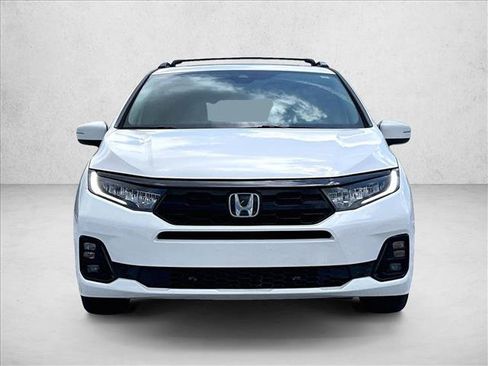 Used 2025 Honda Odyssey Elite image 3