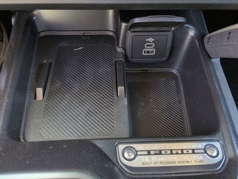 New 2026 Ford Bronco Badlands image 23