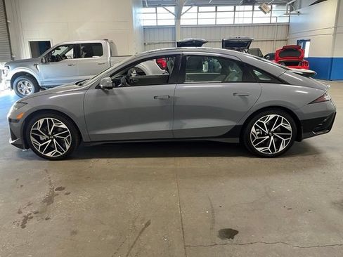 Used 2023 Hyundai Ioniq 6 Limited RWD image 6