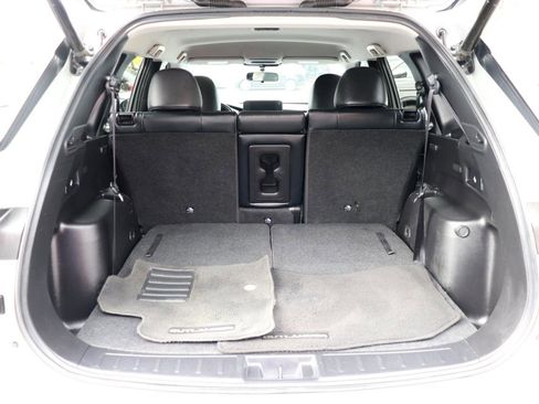 Used 2024 Mitsubishi Outlander AWD image 58