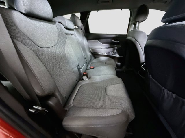 Used 2019 Hyundai Santa Fe SEL FWD image 26