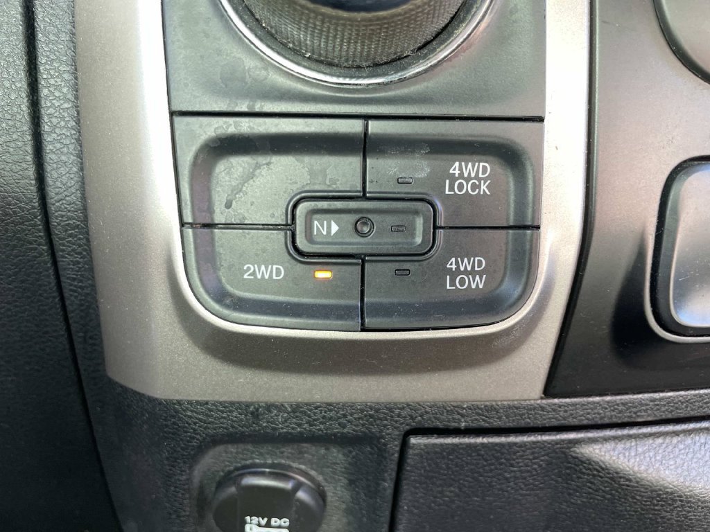 Used 2016 RAM 1500 Classic SLT AWD/4WD image 50