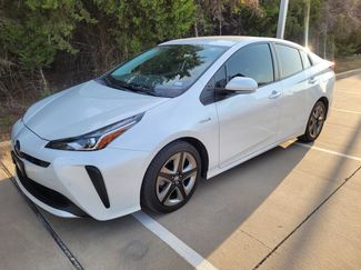 Used 2021 Toyota Prius XLE FWD video 1
