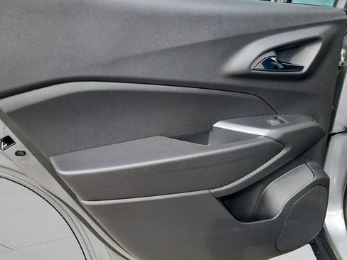 New 2026 Chevrolet Trax RS FWD image 18
