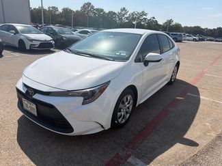 Used 2024 Toyota Corolla LE FWD video 1