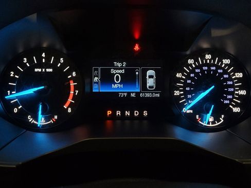 Used 2018 Ford Edge SEL FWD image 23