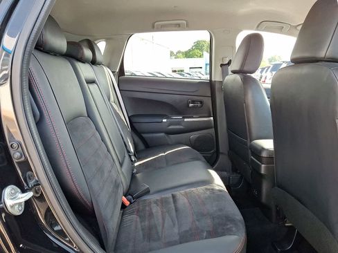 Used 2023 Mitsubishi Outlander Sport SE AWD/4WD image 30