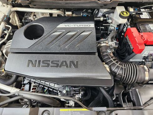 Used 2023 Nissan Rogue SL w/ SL Premium Package FWD image 30