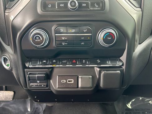Used 2023 Chevrolet Silverado 1500 Custom Trail Boss AWD/4WD image 24