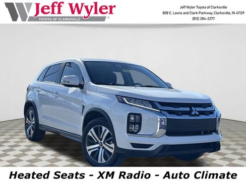 Used 2021 Mitsubishi Outlander Sport SE image 1