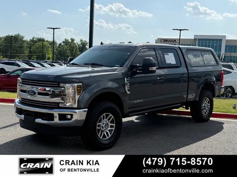 Used 2019 Ford F350 Lariat w/ Lariat Ultimate Package AWD/4WD image 3