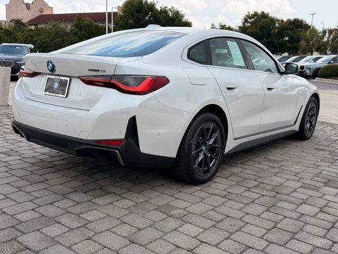 Used 2023 BMW i4 eDrive35 RWD image 9