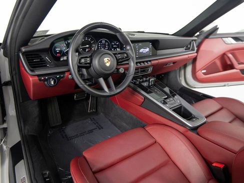 Certified 2023 Porsche 911 Targa 4S image 4