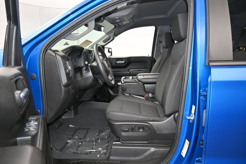 Used 2024 Chevrolet Silverado 1500 Custom RWD image 11