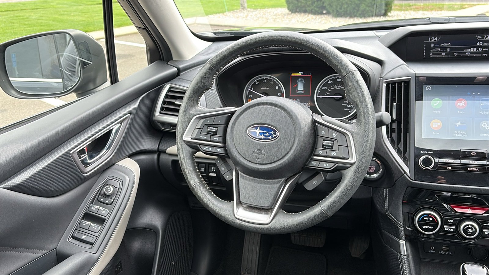 Used 2024 Subaru Forester Limited AWD/4WD image 27