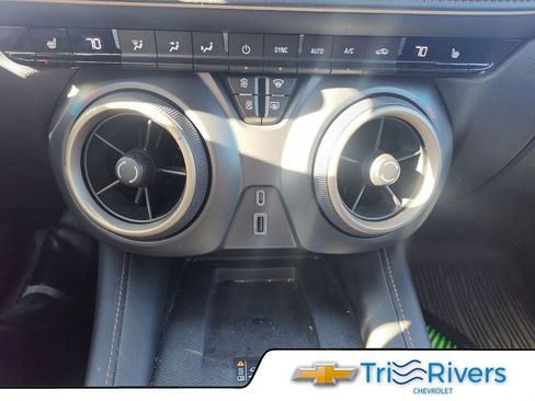 Used 2023 Chevrolet Blazer Premier AWD/4WD image 26