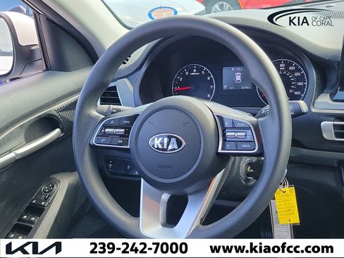 Used 2021 Kia Seltos LX AWD/4WD image 14