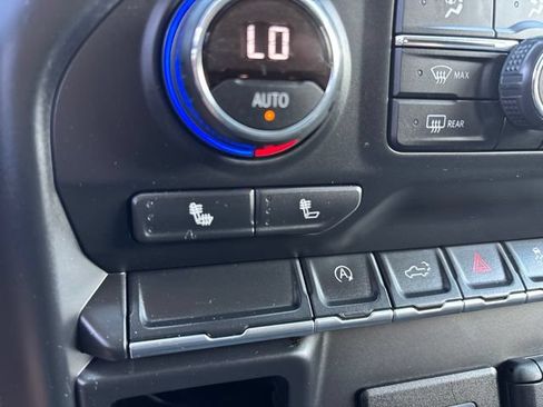 Used 2019 Chevrolet Silverado 1500 LT w/ All-Star Edition AWD/4WD image 17