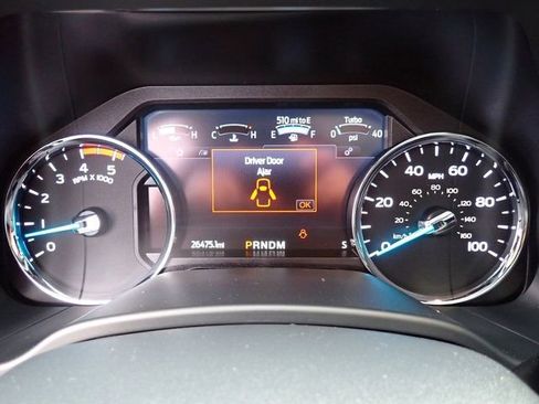 Certified 2022 Ford F350 Platinum w/ FX4 Off-Road Package image 29