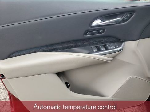 Used 2022 Cadillac XT4 Premium Luxury w/ Driver Awareness Package AWD/4WD image 17