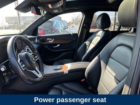 Used 2022 Mercedes-Benz GLC 300 4MATIC image 16
