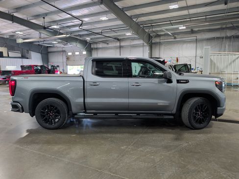 Used 2024 GMC Sierra 1500 Elevation w/ X31 Off-Road Package AWD/4WD image 2