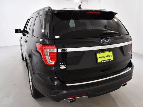 Used 2018 Ford Explorer XLT w/ Equipment Group 202A AWD/4WD image 14