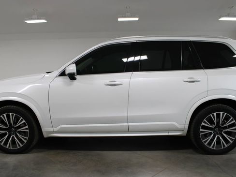 Used 2020 Volvo XC90 T6 Momentum image 6