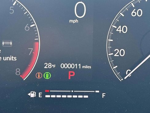 Certified 2025 Honda Civic LX image 6