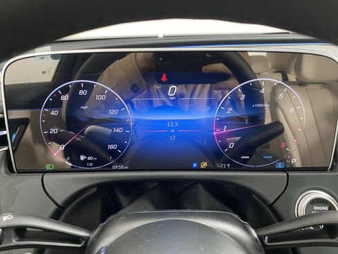 Used 2025 Mercedes-Benz E 350 4MATIC Sedan image 21