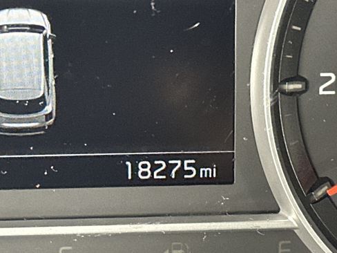 Certified 2023 Kia Sorento S w/ Panoramic Sunroof Package image 5