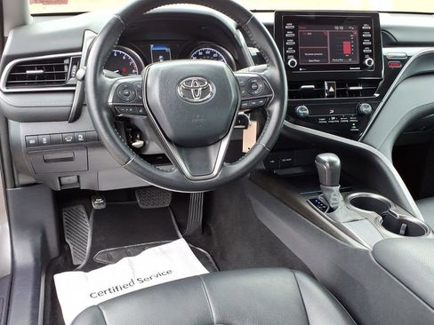 Used 2021 Toyota Camry SE FWD image 15