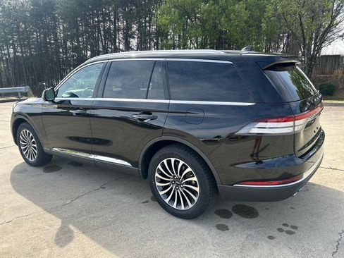 Certified 2023 Lincoln Aviator Reserve w/ Equipment Group 201A AWD/4WD image 3
