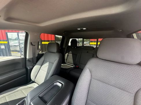 Used 2019 Chevrolet Silverado 1500 LT w/ Convenience Package AWD/4WD image 15