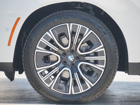 Used 2025 BMW X3 xDrive30i w/ Convenience Package image 5