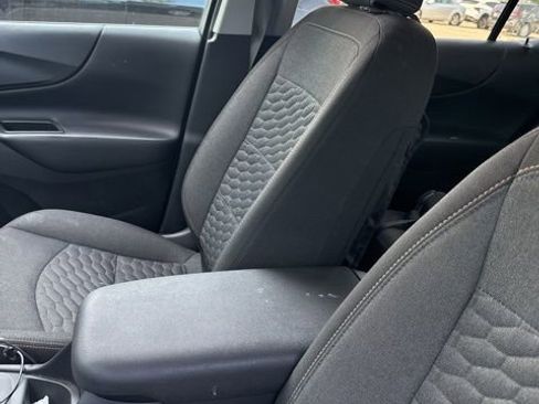 Used 2019 Chevrolet Equinox LT FWD image 5