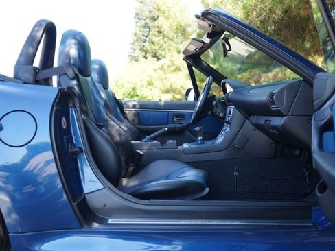 Used 2001 BMW Z3 3.0i RWD image 64