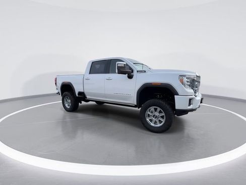 Used 2022 GMC Sierra 2500 Denali w/ Denali Ultimate Package image 2