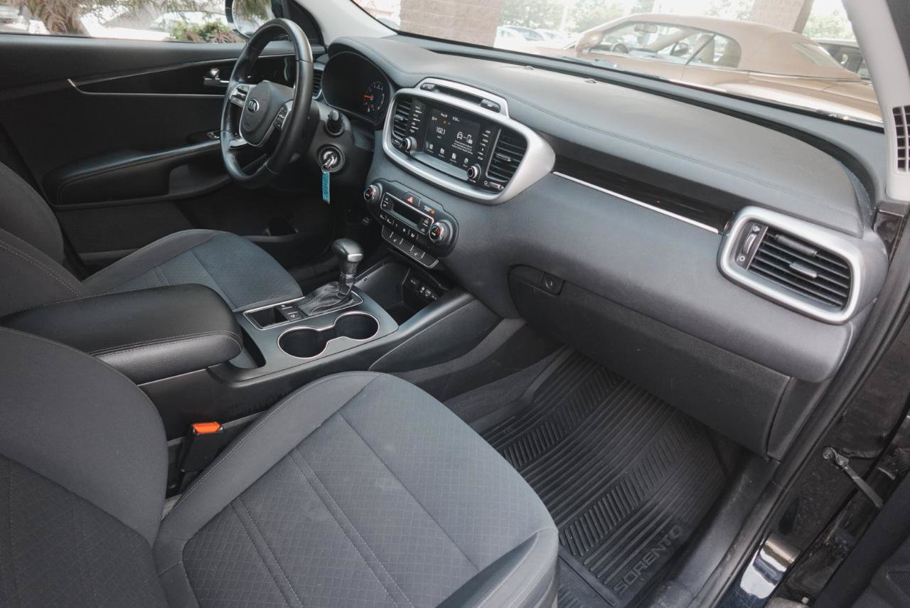 Used 2019 Kia Sorento FWD w/ LX Convenience Package image 13