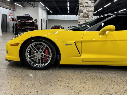 Used 2007 Chevrolet Corvette Z06 w/ Preferred Equipment Group image 5