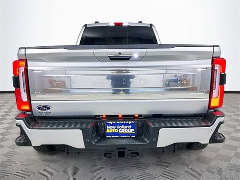 Used 2024 Ford F350 Platinum image 6