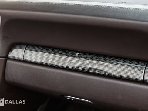 Used 2015 Porsche 911 Turbo S image 37