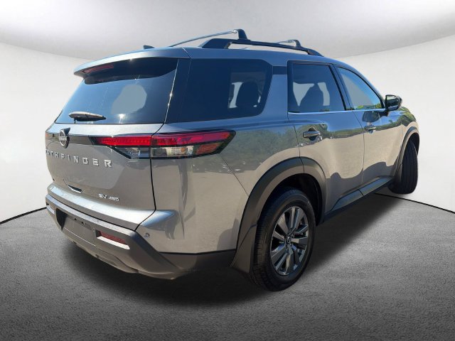 Used 2024 Nissan Pathfinder SV AWD/4WD image 14