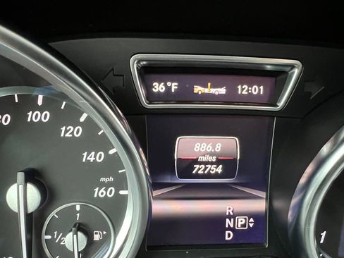 Used 2013 Mercedes-Benz ML 350 BlueTEC 4MATIC image 28