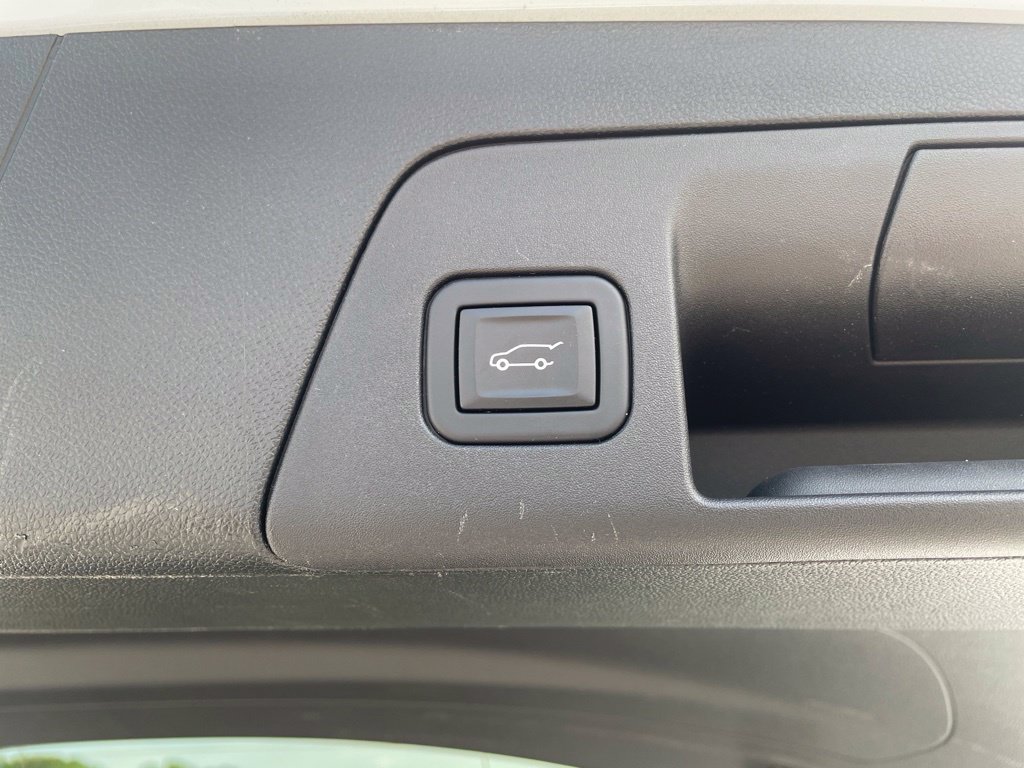 Used 2023 Buick Envision Preferred FWD image 8
