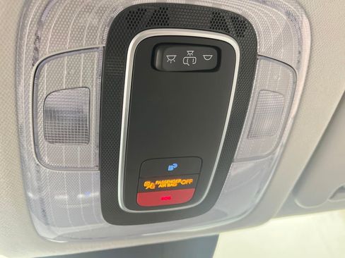 Used 2025 Hyundai Kona SEL image 23