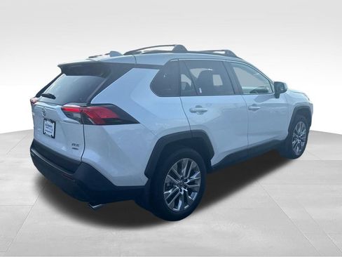 Used 2025 Toyota RAV4 XLE Premium w/ Weather Package AWD/4WD image 5