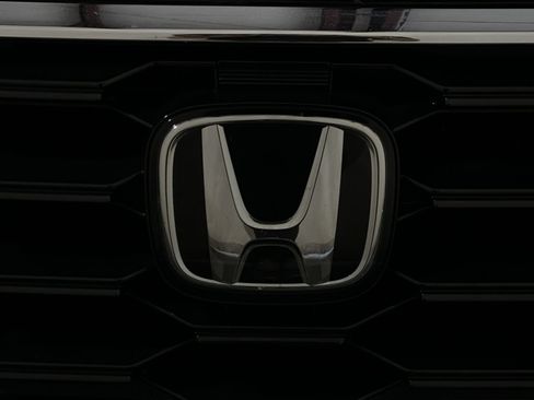 Used 2023 Honda Pilot Touring image 12