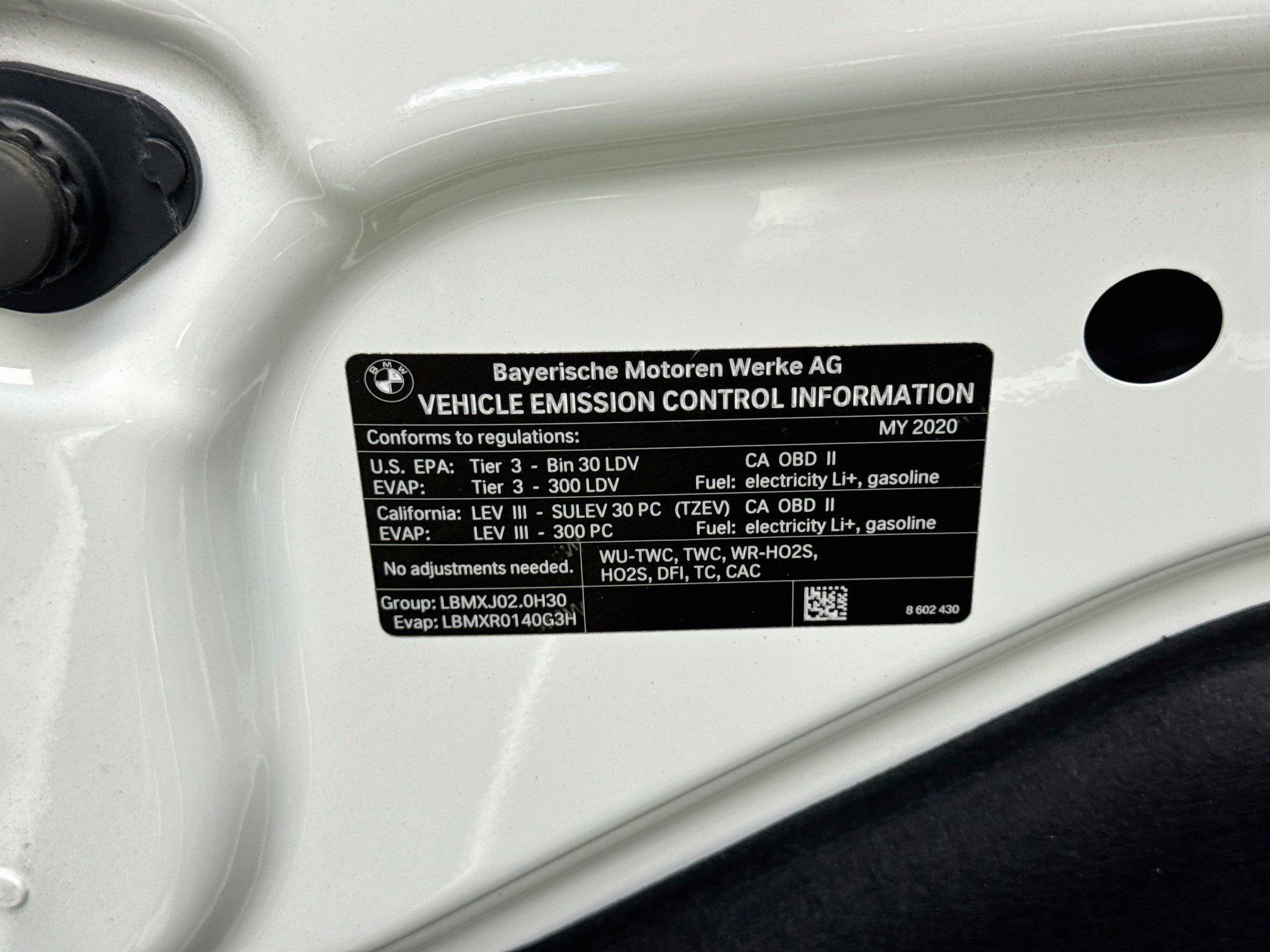 Used 2020 BMW 530e w/ Convenience Package RWD image 21