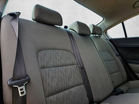 Used 2015 Kia Forte LX FWD image 20